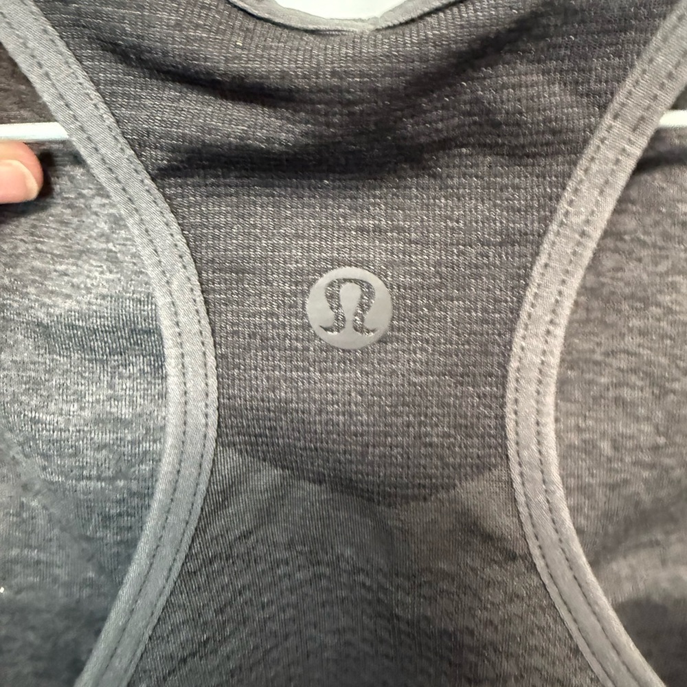 Lululemon Seamless Mesh Supportive Training Tank Top Graphite Grey Size 4 - Picture 5 of 6